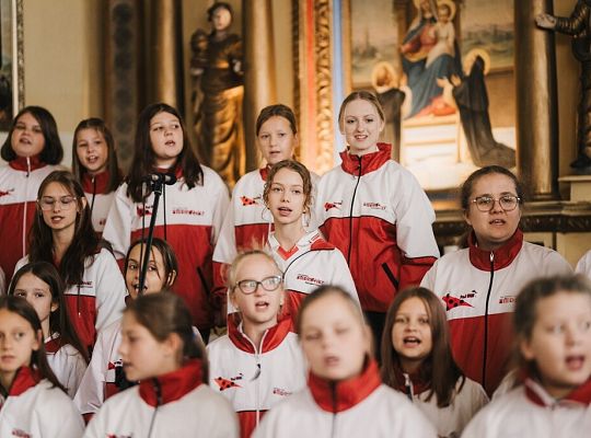Chór Dziecięcy Biedronki z Niewieścina