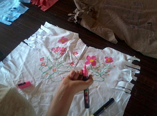 szycie i malowanie strojów