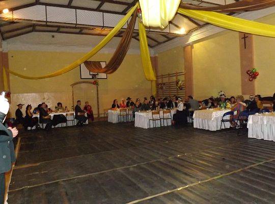 Bal Przebierańców dla dorosłych