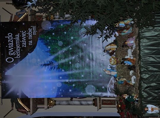 Żłóbek w kościele w Niewieścinie 2015 wykonany przez RK