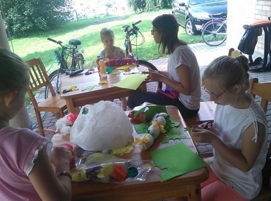 Fizjoterapia w praktyce dla dorosłych  oraz zajęcia artystyczne dla dzieci w Niewieścinie