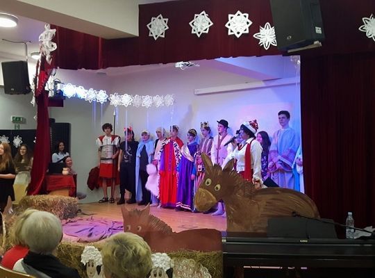 Młody Kolping wystawił jasełka dla studentów Uniwersytetu Trzeciego Wieku