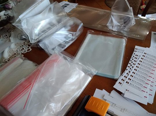 Przyłbice dla potrzebujących