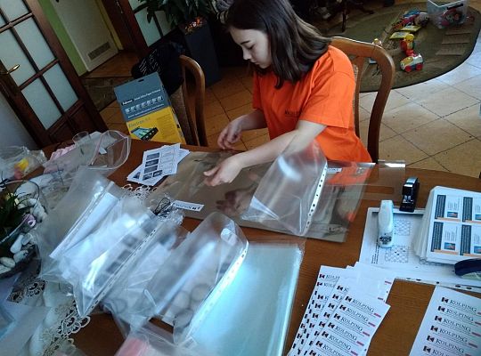 Przyłbice dla potrzebujących